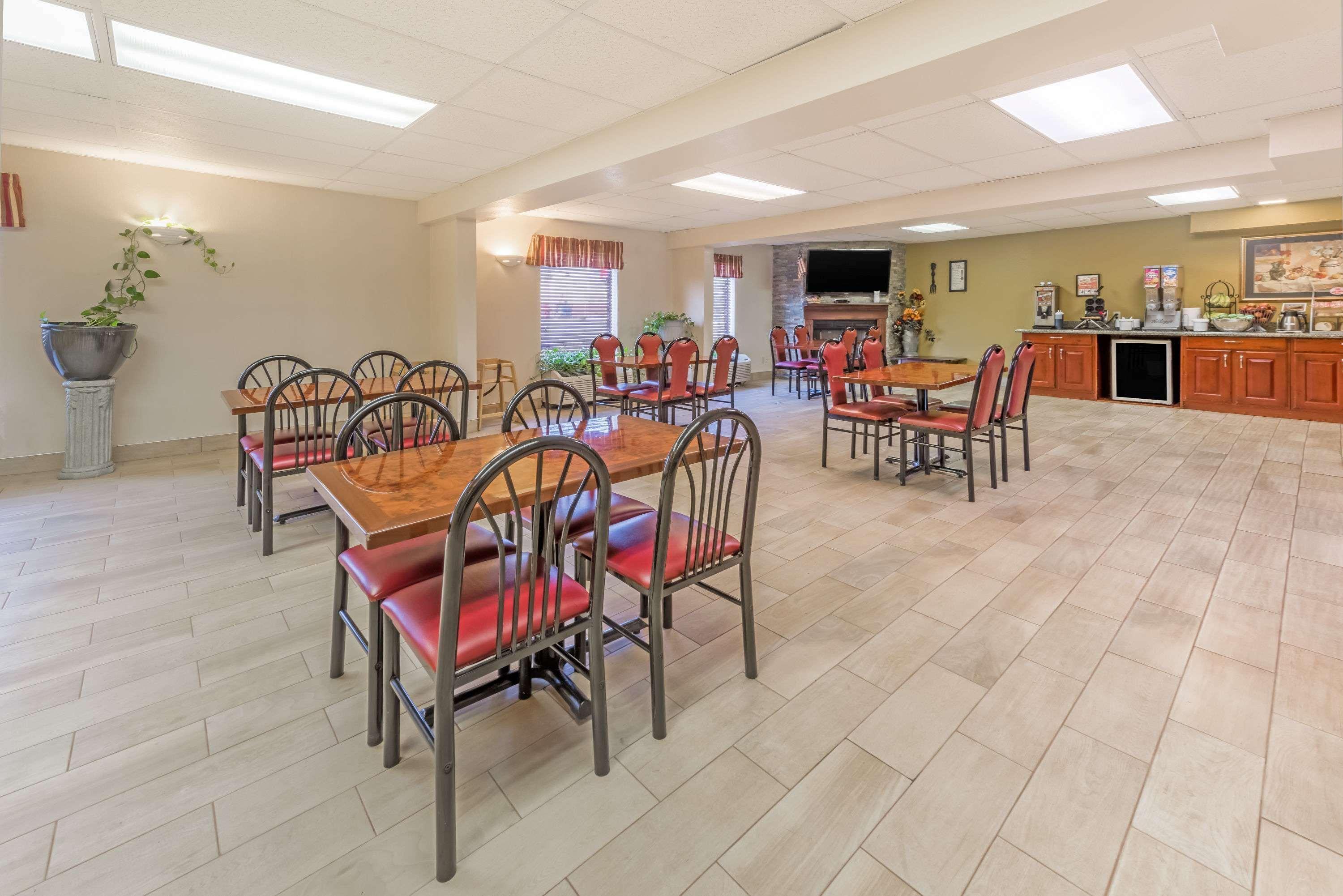 Super 8 By Wyndham Shepherdsville - Louisville South I65 Exterior photo
