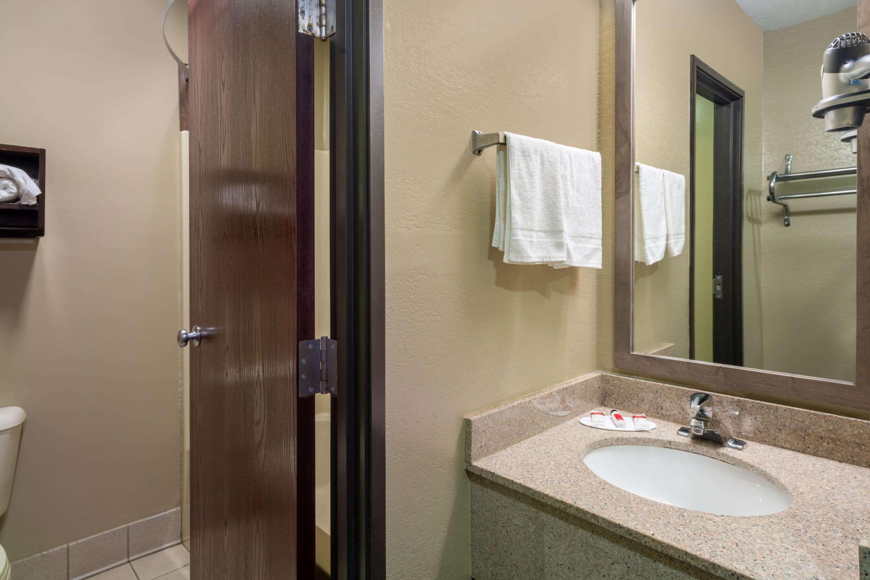 Super 8 By Wyndham Shepherdsville - Louisville South I65 Exterior photo
